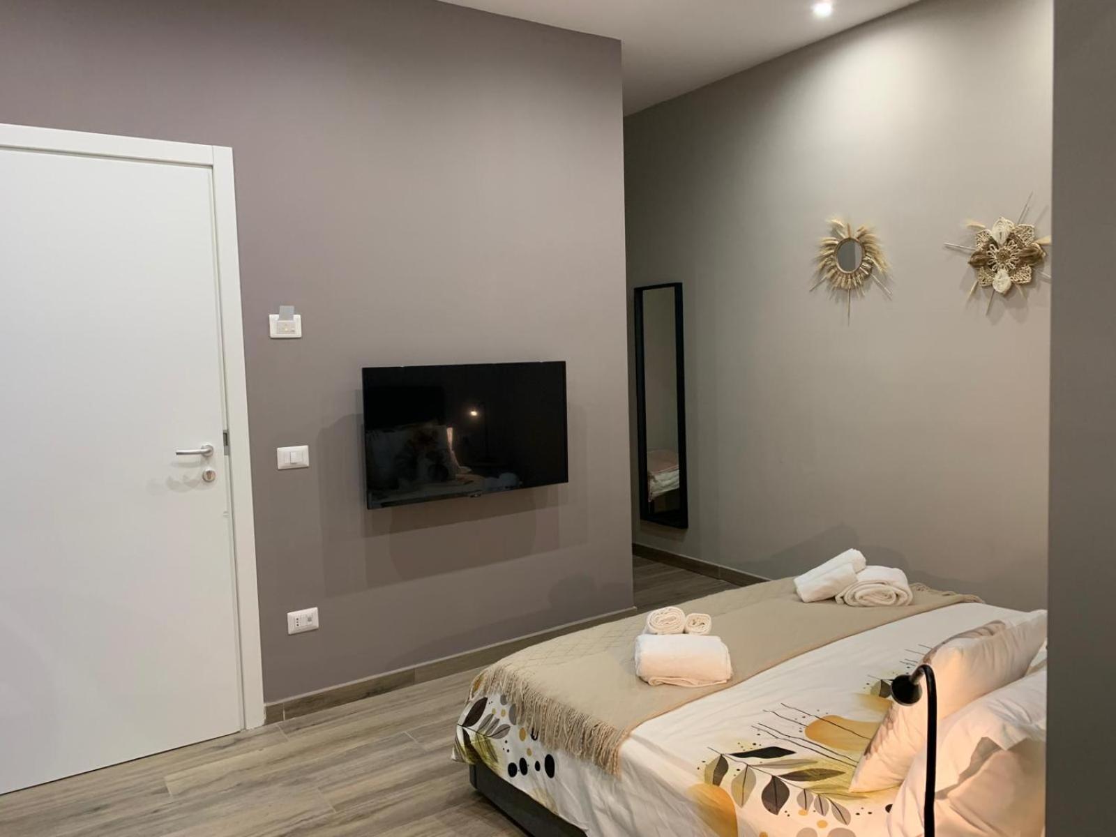Guest house La Casa Di Bianca - Modern Near Plebiscito Naples
